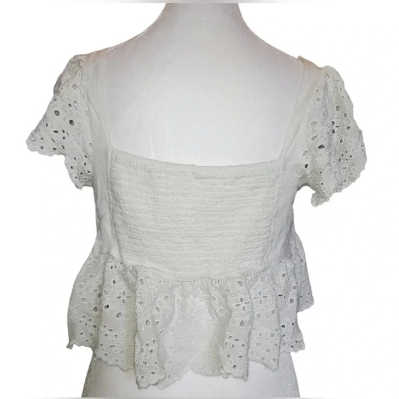 NWOT American Eagle Lace Eyelet White Crop Top Size Small - Picture 2 of 8